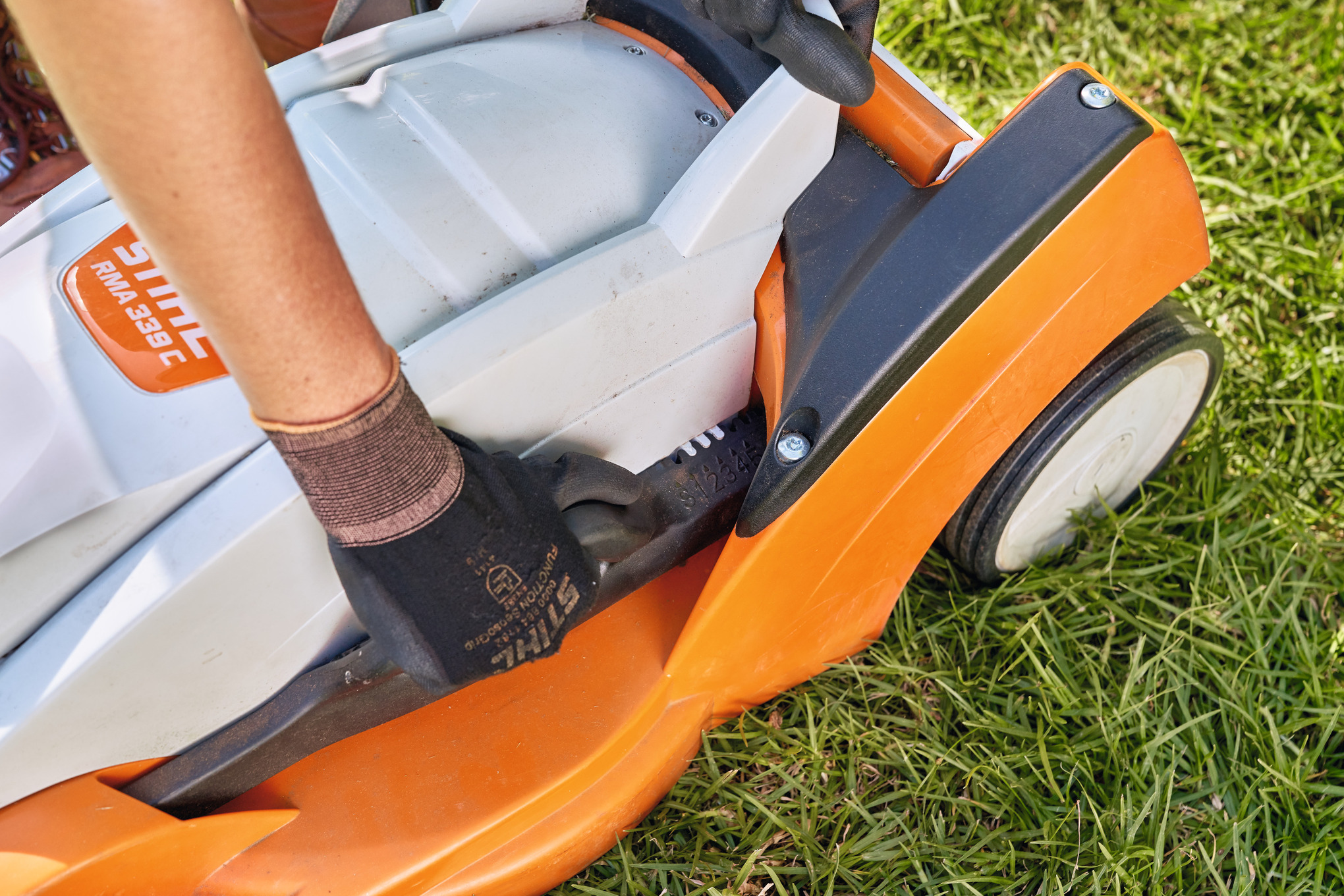 REGULAGEM DA ALTURA DE CORTE