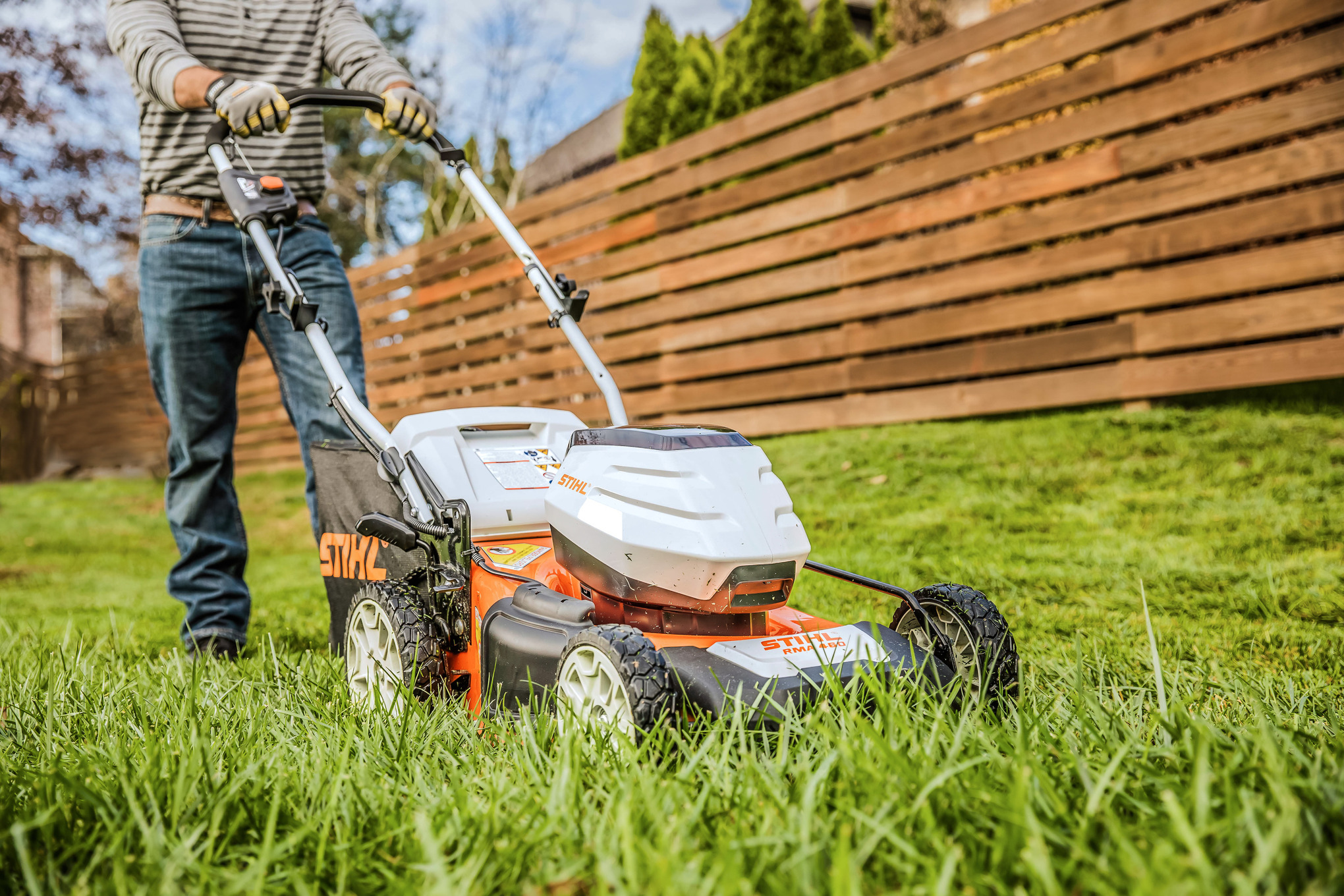 Cortador de grama a bateria RMA 460